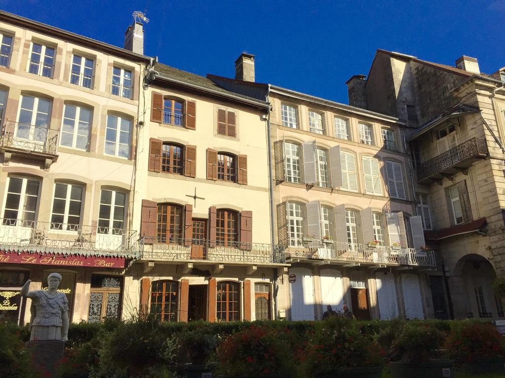 L'Empereur, Sa Femme Et Le Petit Prince Plombières-les-Bains Exterior foto